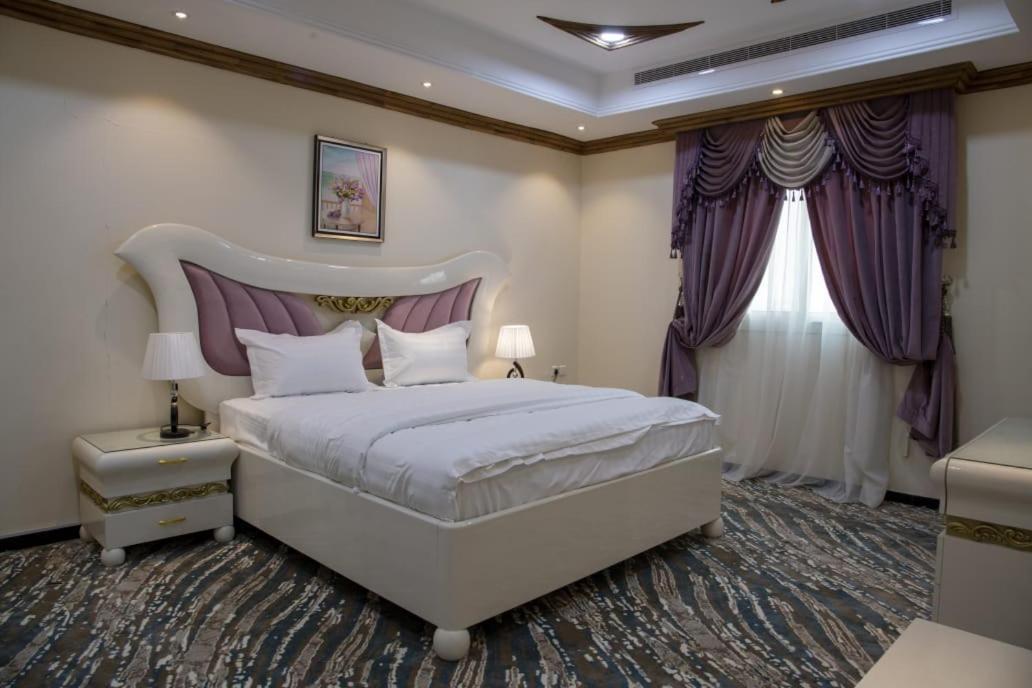 Diva Hotel Suites Jeddah Exterior photo