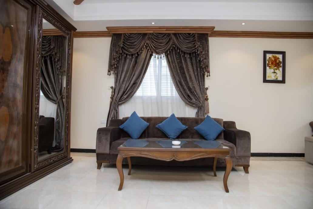Diva Hotel Suites Jeddah Exterior photo
