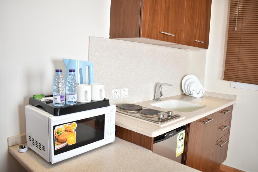 Diva Hotel Suites Jeddah Exterior photo