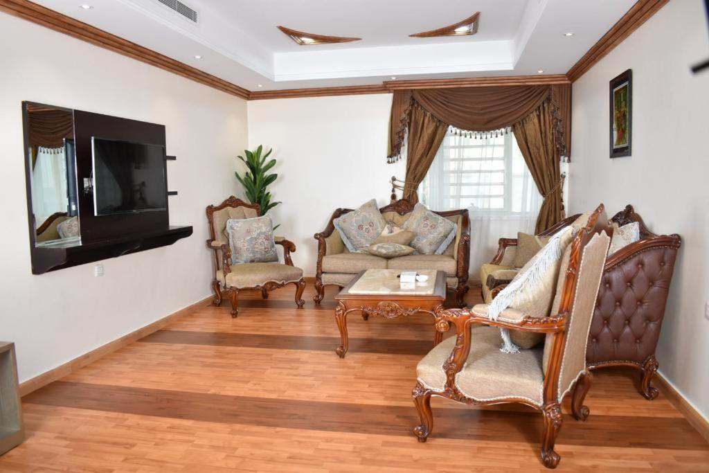 Diva Hotel Suites Jeddah Exterior photo
